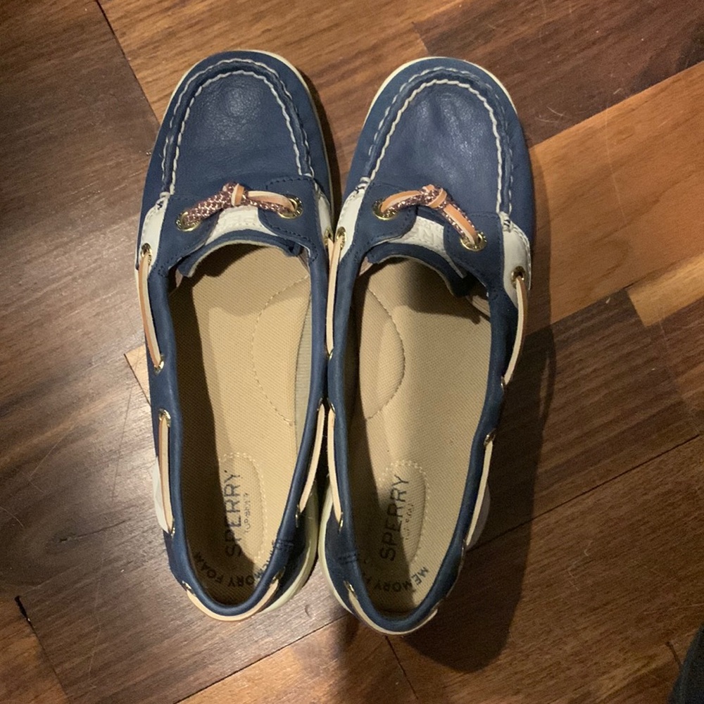 Sperry Size 6 Womens boat shoes